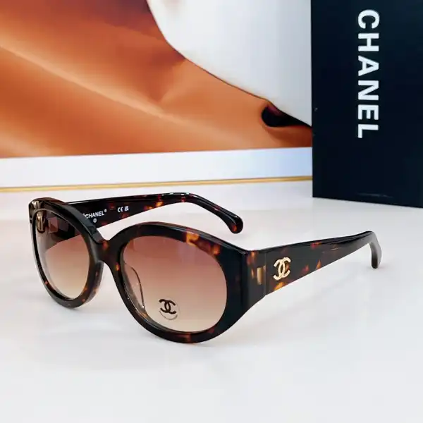 HyperPeter CHANEL SUNGLASSES 0123