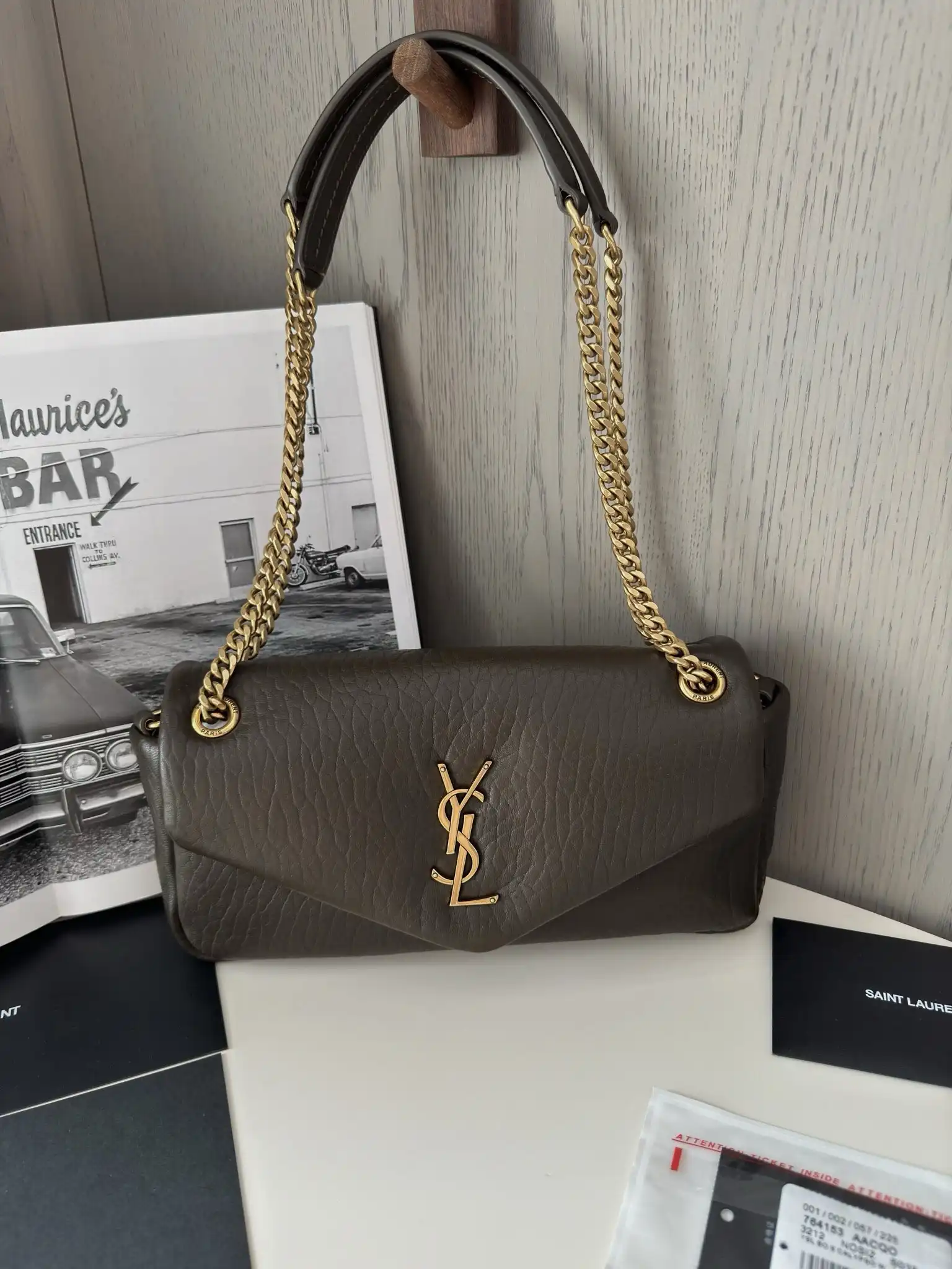 HyperPeter YSL CALYPSO MEDIUM IN GRAINED LAMBSKIN 0126