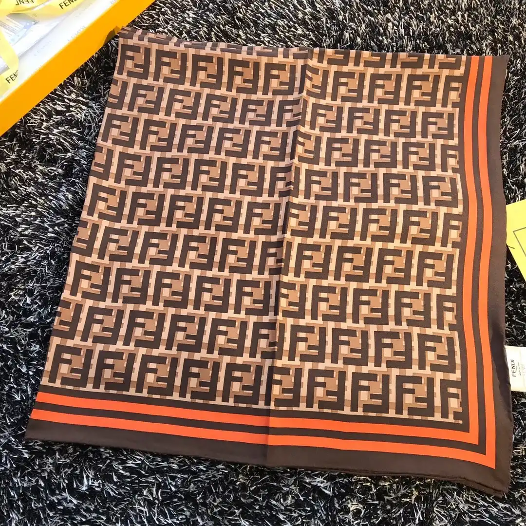 HyperPeter FENDI SCARF 0123