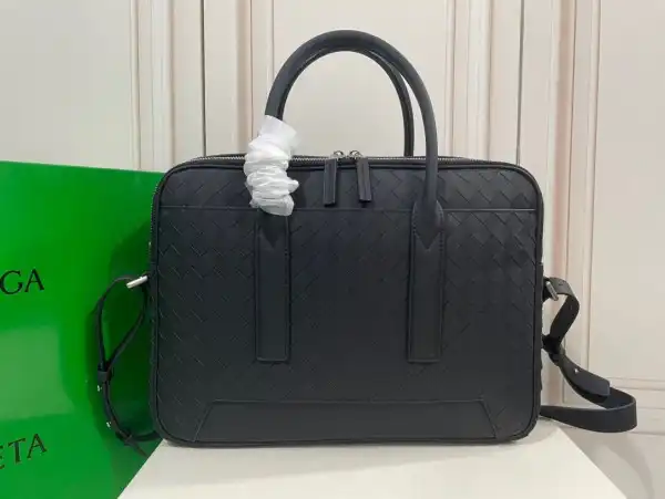 Hyper Peter Bottega Veneta Getaway Large Briefcase 0129