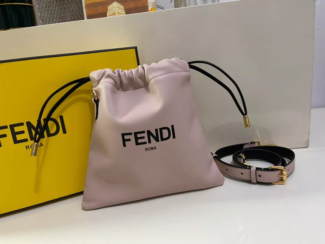 HyperPeter FENDI PACK SMALL POUCH 0118