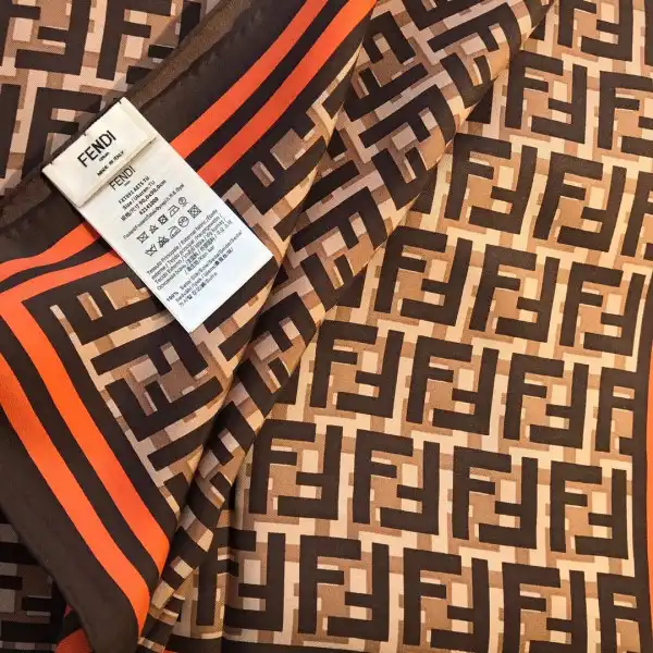 HyperPeter FENDI SCARF 0123