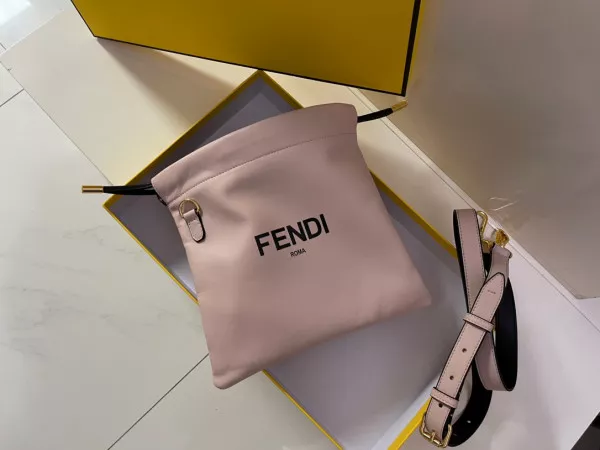 HyperPeter FENDI PACK SMALL POUCH 0118