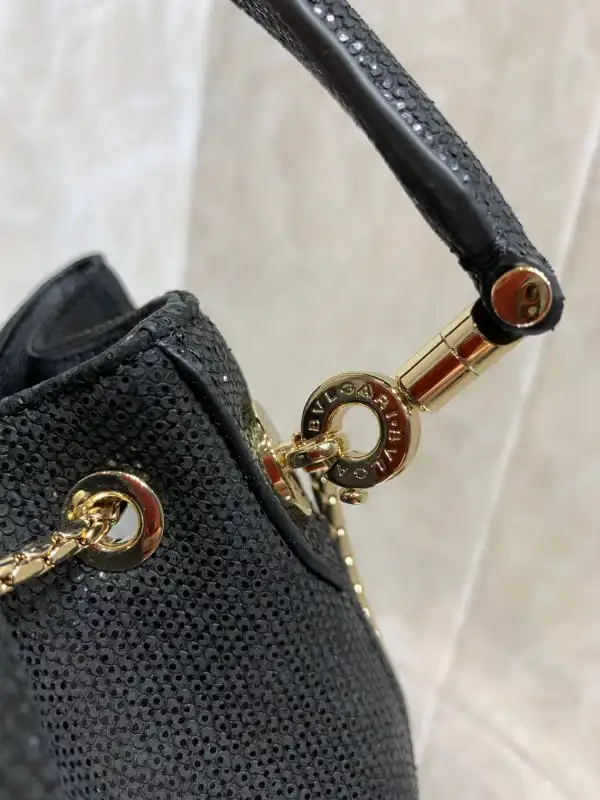 HyperPeter BVLGARI SERPENTI FOREVER BUCKET BAG 0130