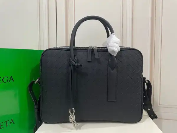 Hyper Peter Bottega Veneta Getaway Large Briefcase 0129