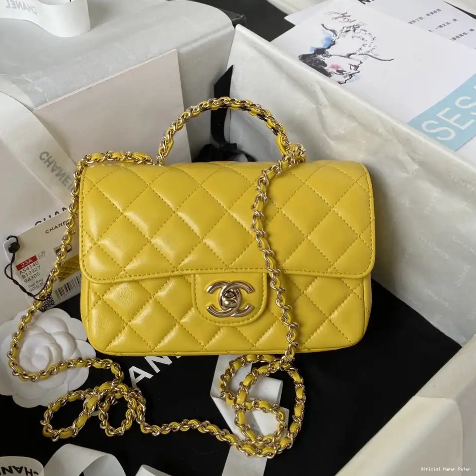 HyperPeter TOP CHANEL WITH BAG HANDLE-18CM FLAP 0212