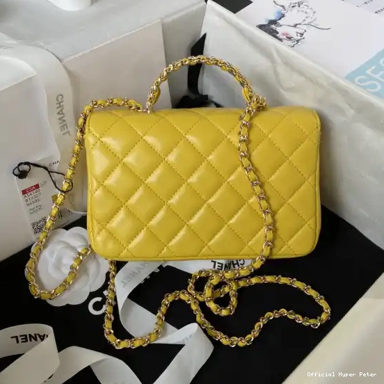 HyperPeter TOP CHANEL WITH BAG HANDLE-18CM FLAP 0212