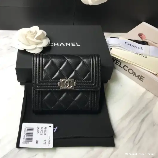 Hyper Peter CHANEL WALLET 0210