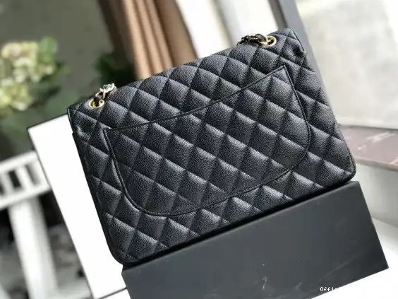 Hyper Peter CHANEL BAG FLAP 30CM 0210