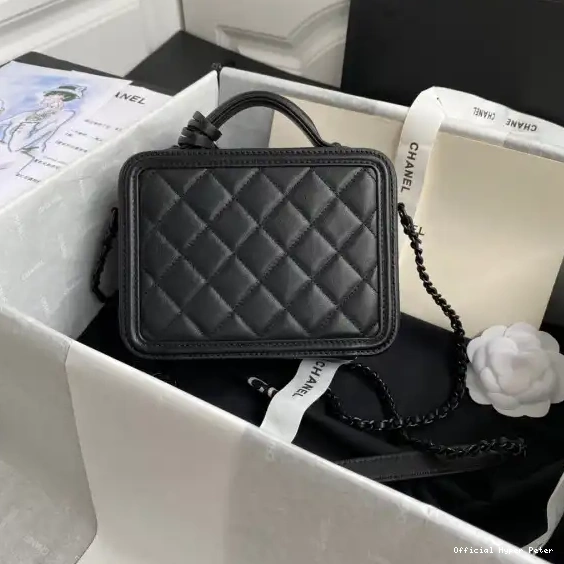 Hyper Peter CASE VANITY CHANEL 0213