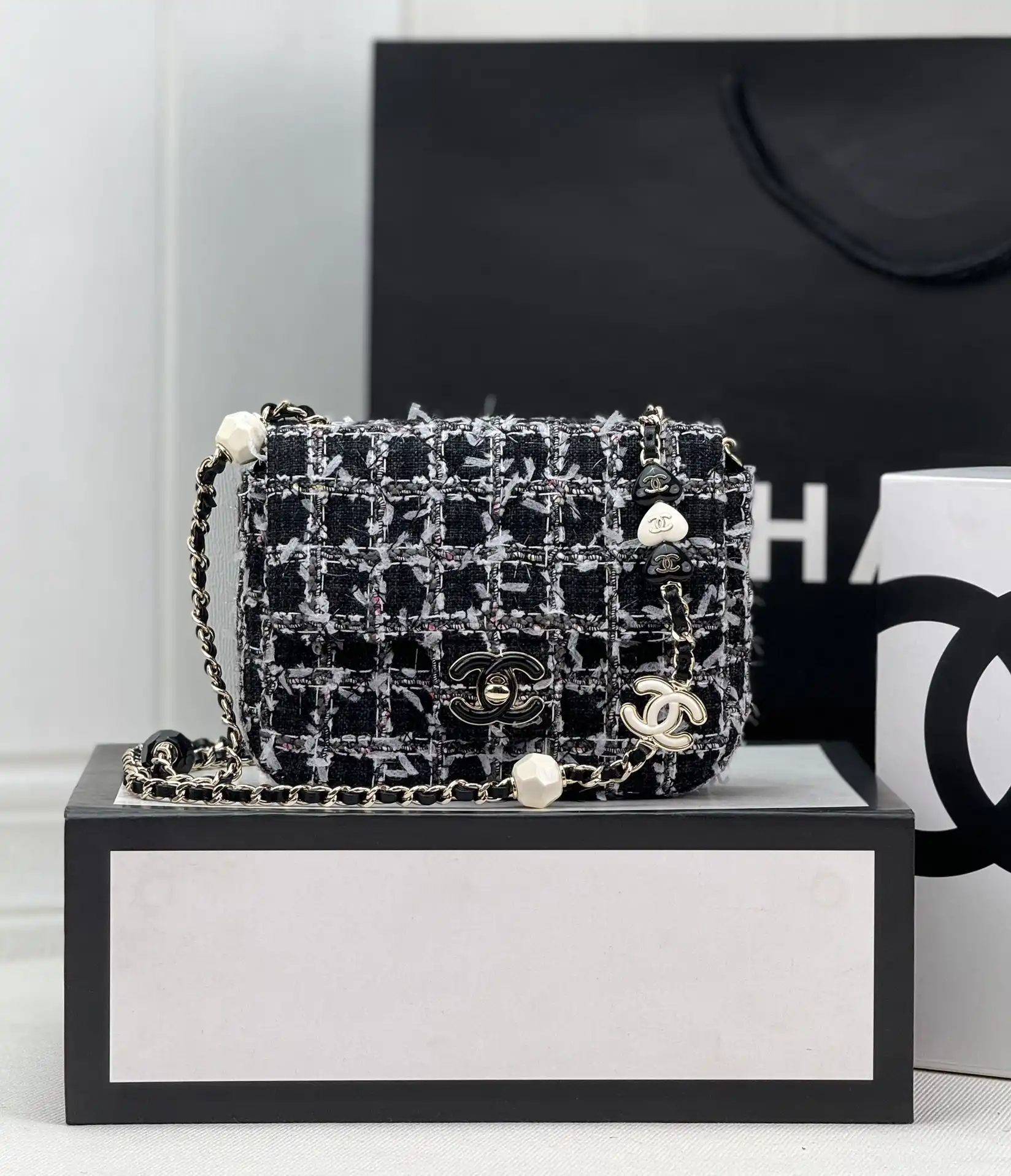 Hyper Peter CHANEL MINI FLAP BAG 0204