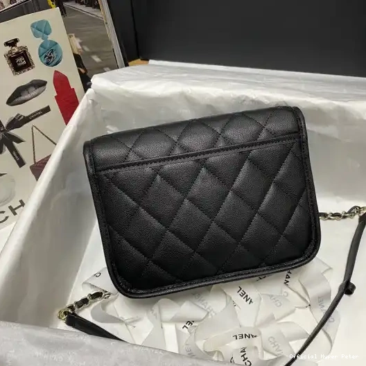 Hyper Peter MESSENGER BAG CHANEL SMALL 0210