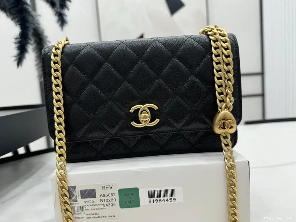 Hyper Peter CHANEL WOC-19*12*3.5cm 0221