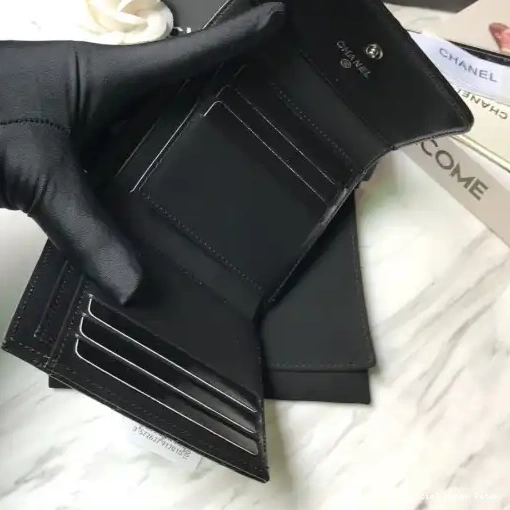 Hyper Peter CHANEL WALLET 0210