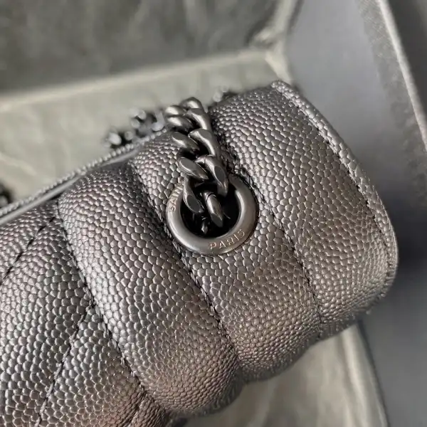 HyperPeter YSL ENVELOPE SMALL BAG 0206