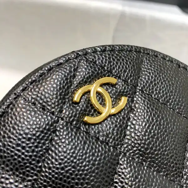 HyperPeter CHANEL ROUND BAG 0204