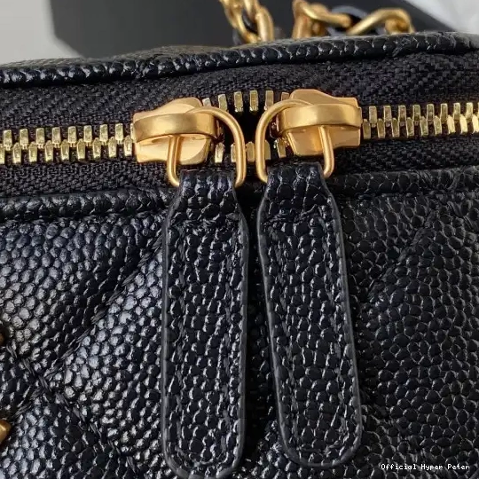 HyperPeter CHANEL VANITY CASE 0216