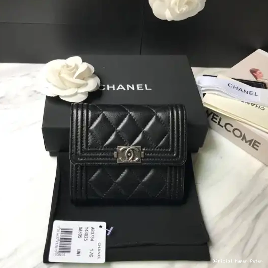 Hyper Peter CHANEL WALLET 0210