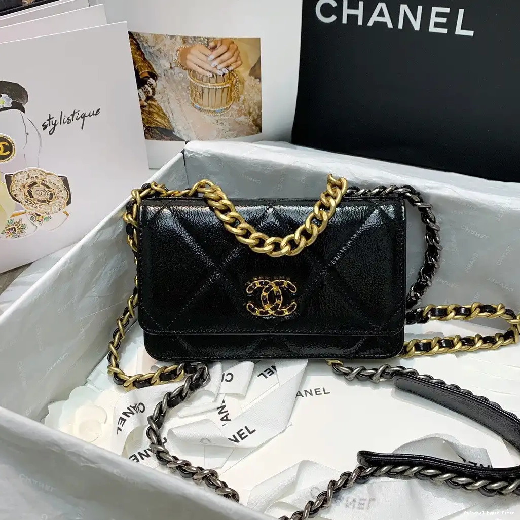 Hyper Peter ON WALLET CHAIN CHANEL19 0213