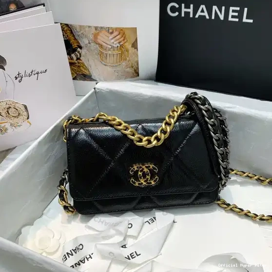 Hyper Peter ON WALLET CHAIN CHANEL19 0213