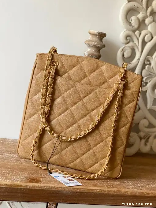 Hyper Peter VINTAGE CHANEL TOTE 0222