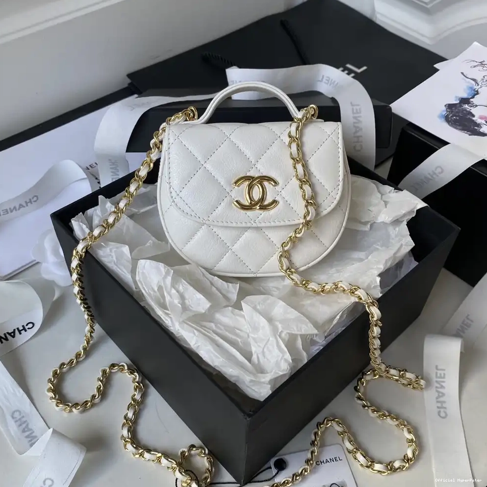 Hyper Peter CHAIN WITH CHANELUTCH CHANEL 0222