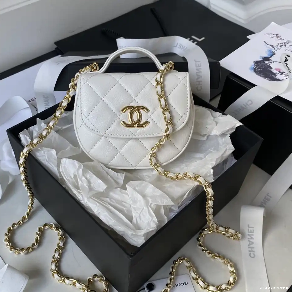 Hyper Peter CHAIN WITH CHANELUTCH CHANEL 0222