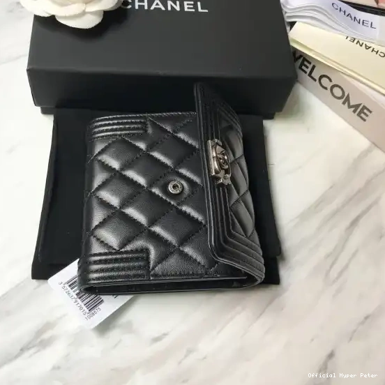 Hyper Peter CHANEL WALLET 0210