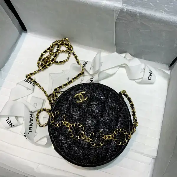 HyperPeter CHANEL ROUND BAG 0204