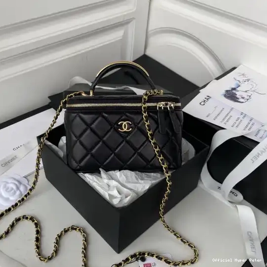 HyperPeter VANITY CHANEL WITH CHAIN 0210