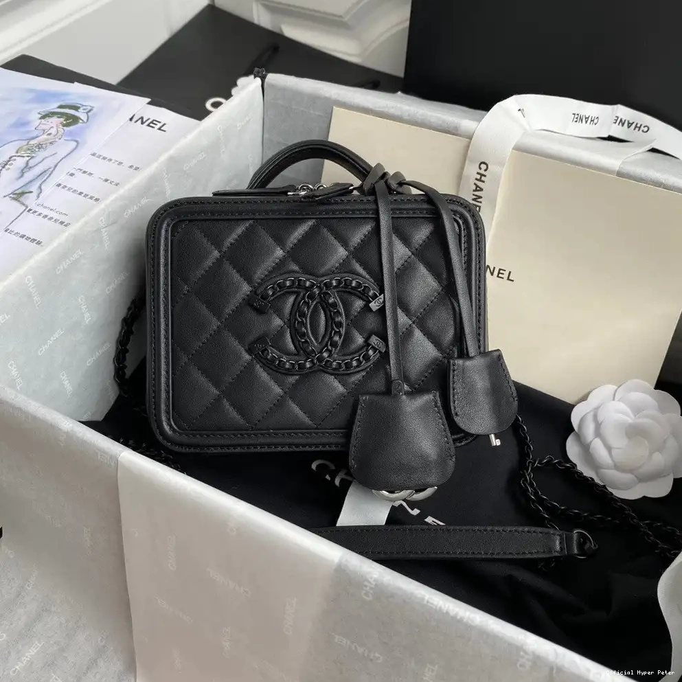 Hyper Peter CASE VANITY CHANEL 0213