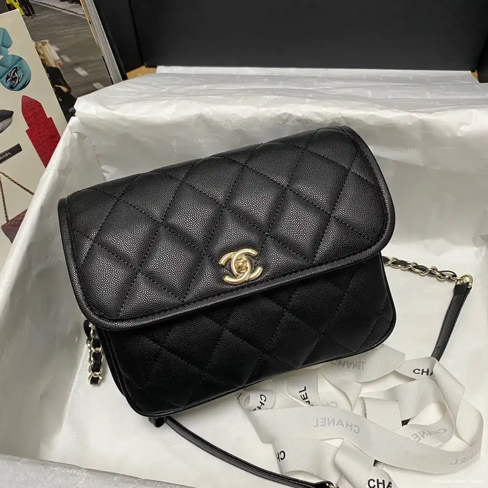 Hyper Peter MESSENGER BAG CHANEL SMALL 0210