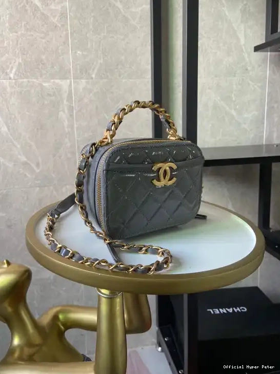 Hyper Peter SMALL VANITY CASE CHANEL 0218