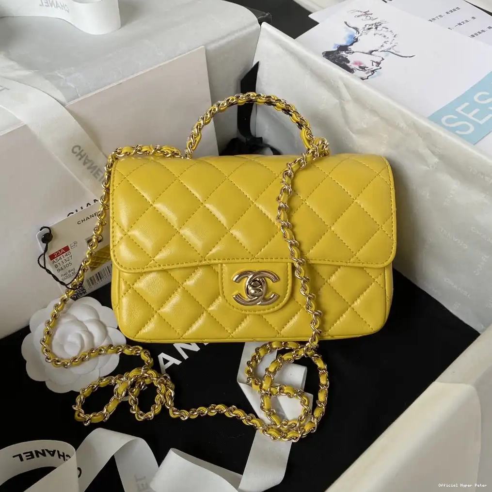 HyperPeter TOP CHANEL WITH BAG HANDLE-18CM FLAP 0212