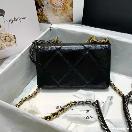 Hyper Peter ON WALLET CHAIN CHANEL19 0213