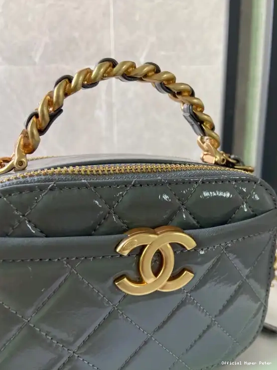 Hyper Peter SMALL VANITY CASE CHANEL 0218