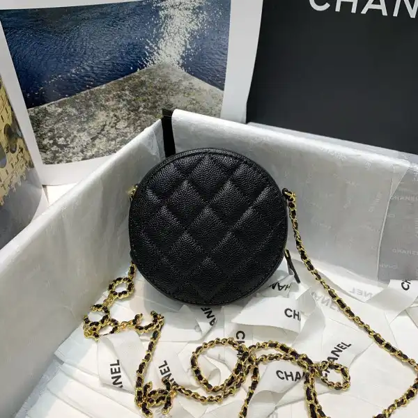 HyperPeter CHANEL ROUND BAG 0204