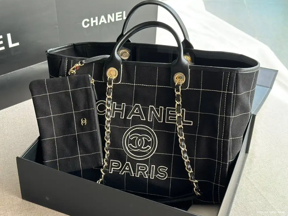 Hyper Peter SHOPPING CHANEL MAXI BAG 0219