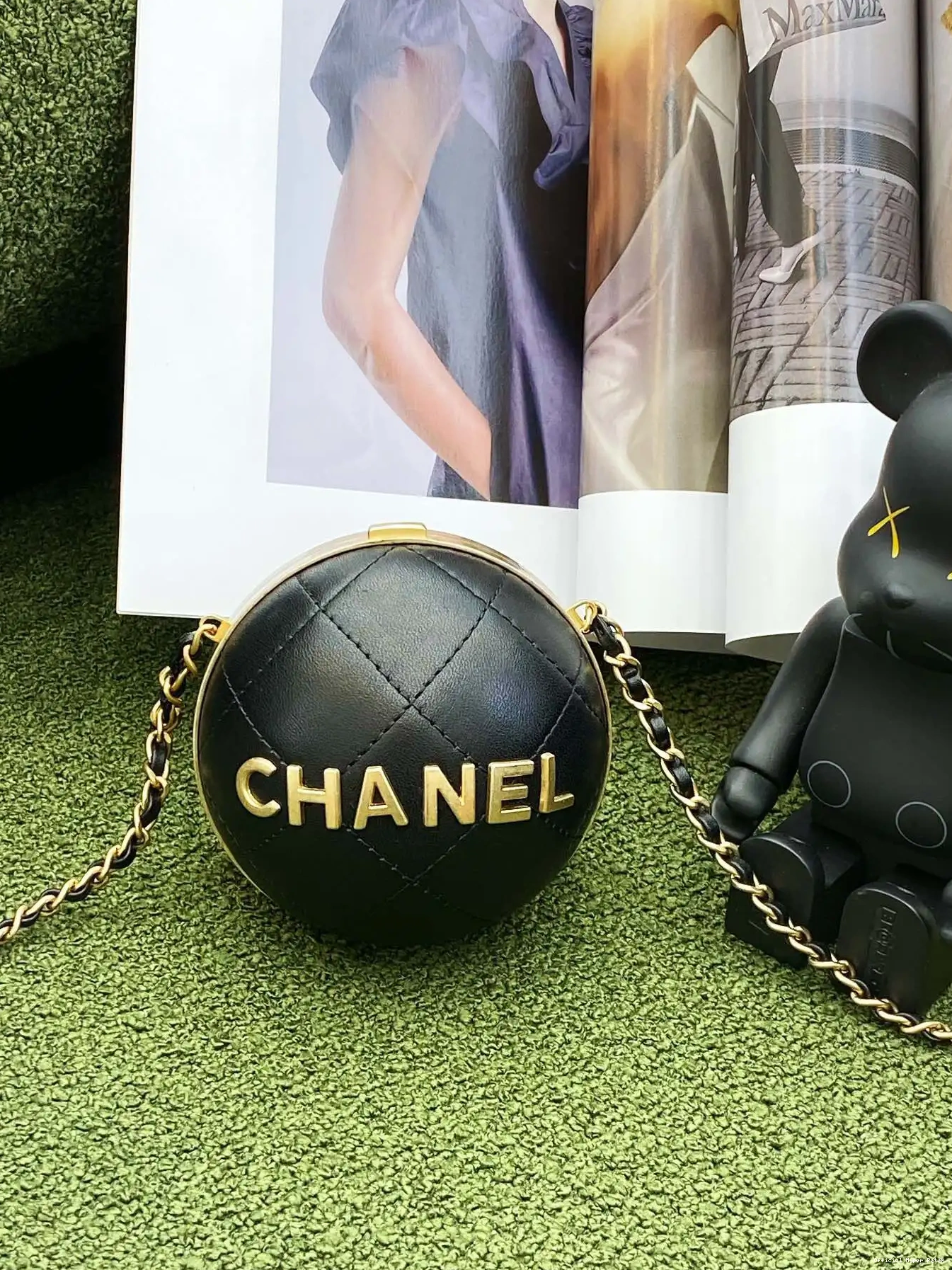 Hyper Peter MINAUDIERE SPHERE CHANEL 0222